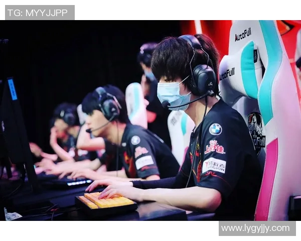 esports最新数据和平精英深度解析FPX战队的战术转型与成功之路